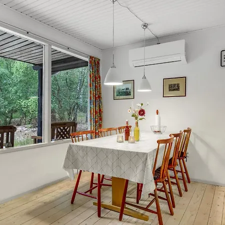 Gorgeous In With Kitchen Casa de Férias Neksø